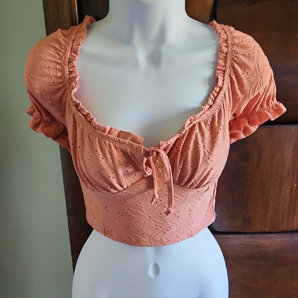 Women's Peach Eyelet Crop Top